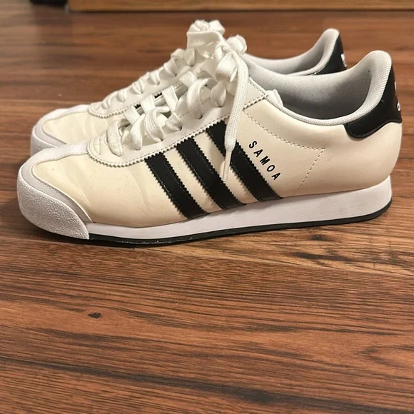 SAMOA Adidas - Picture 4 of 8